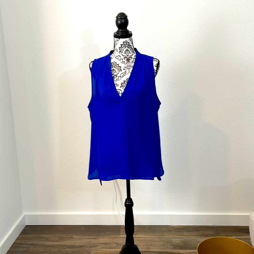 Vince Camuto Cobalt blue XL Woman’s Sleeveless Dress Shirt